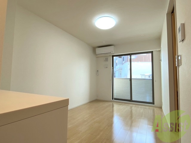 居室・リビング　１０．２帖のＬＤＫ。広いのでどんな家具を置くか悩みますね。