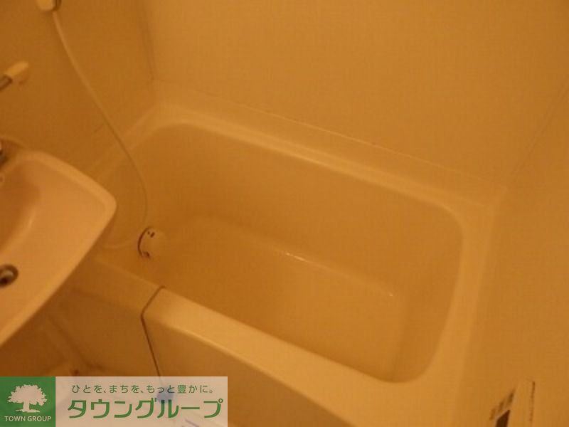 バス・シャワールーム　※別部屋参考写真