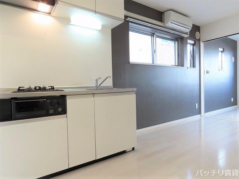 キッチン　画像は同型タイプの為、現状を優先致します。