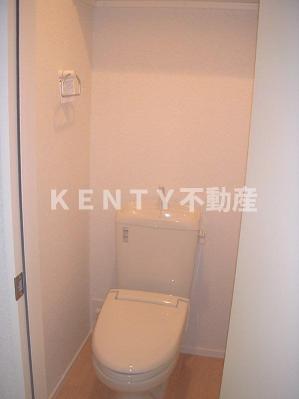 トイレ　落ち着いたトイレです