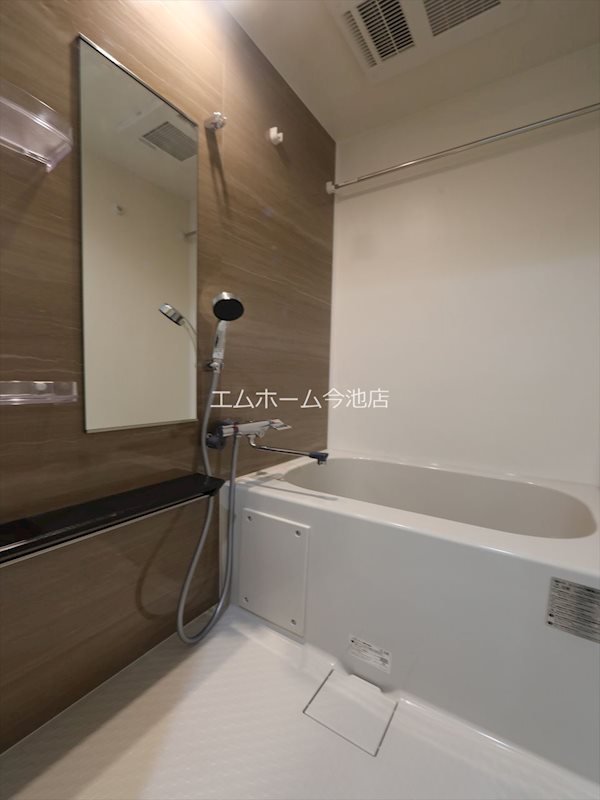 バス・シャワールーム　浴室　暖房乾燥機能付バス