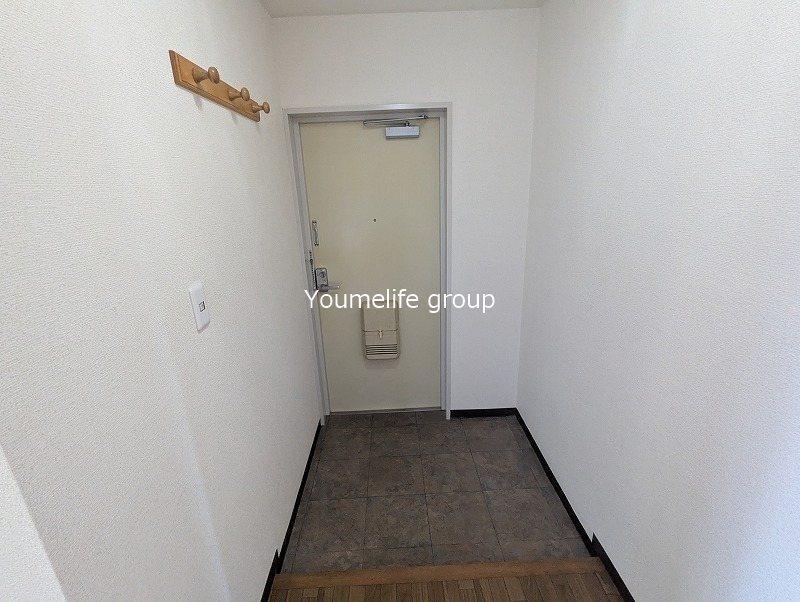 玄関　他部屋参照