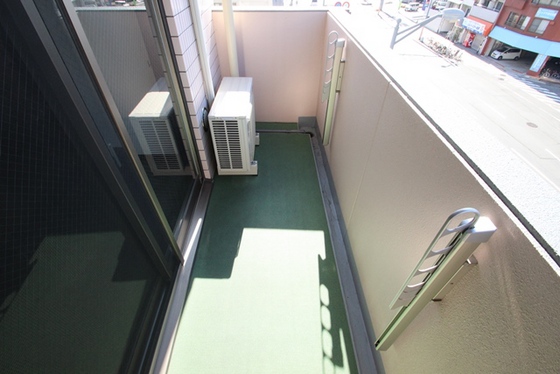 バルコニー　※別室のお写真です。