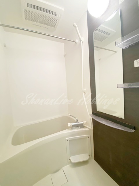 バス・シャワールーム　浴室乾燥もあり女性の方も安心♪