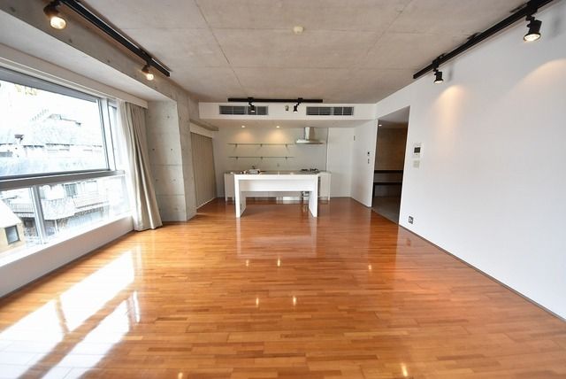 居室・リビング　お問合せは(株)タウンハウジング赤坂店へ【03-5563-…