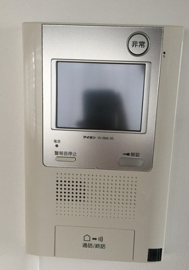 セキュリティ　★テレビモニター付きオートロックです★