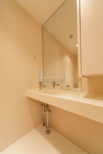 洗面設備　※別部屋参考写真※現況優先です