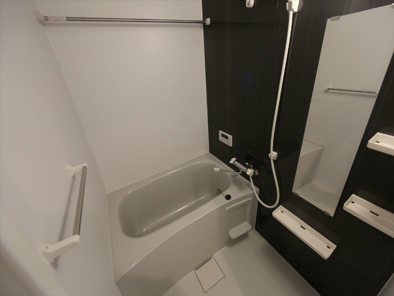 バス・シャワールーム　追い焚き　浴室暖房乾燥機　24時間換気バスルーム　イメージ