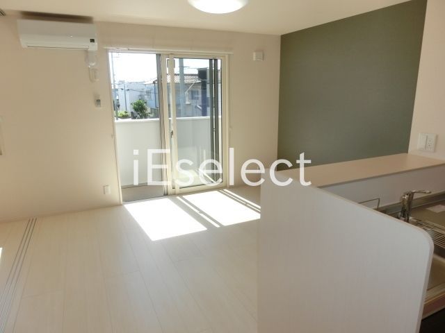 居室・リビング　採光の良い明るいお部屋です。