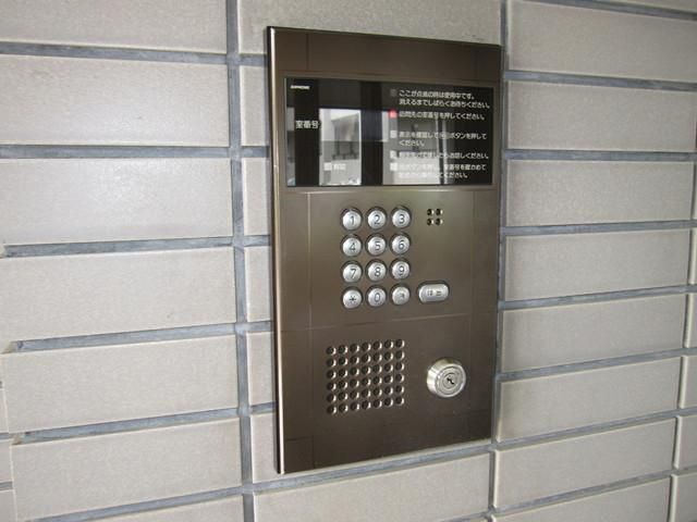 セキュリティ　安心のオートロック付き