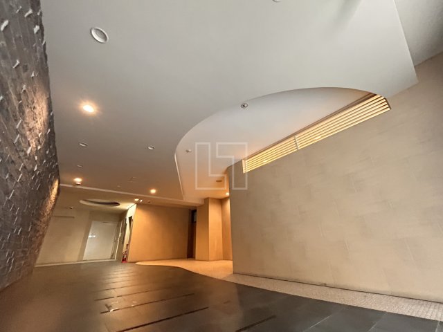 ロビー　APRILE南森町　ロビー