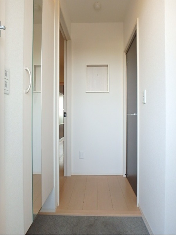 玄関　図面と現状に相違がある場合には現状を優先