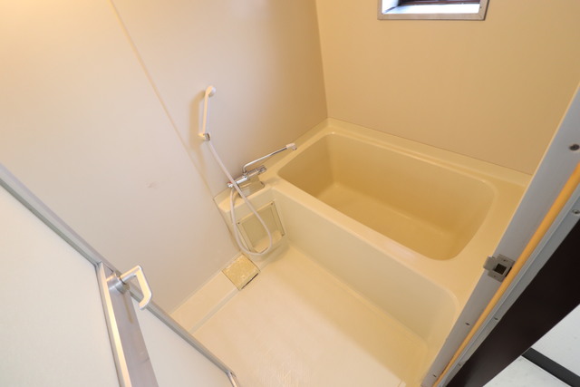 バス・シャワールーム　お風呂