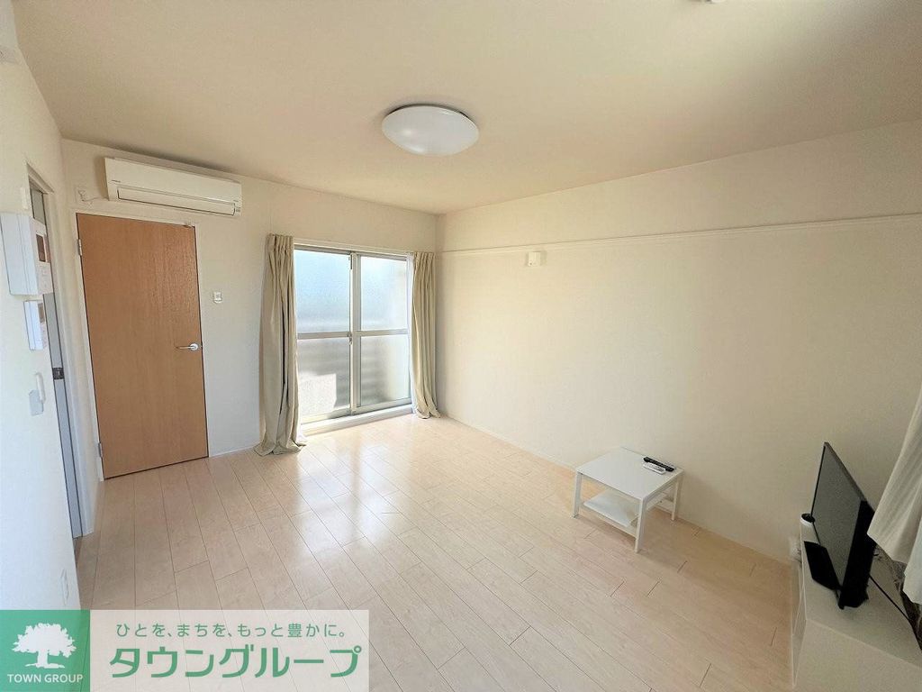 居室・リビング　同タイプ写真