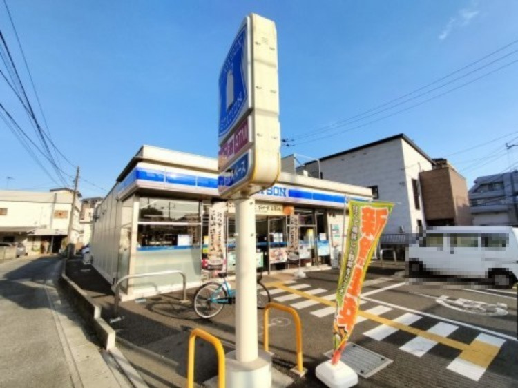 コンビニ　ローソン 上尾谷津観音前店（コンビニ）まで616m