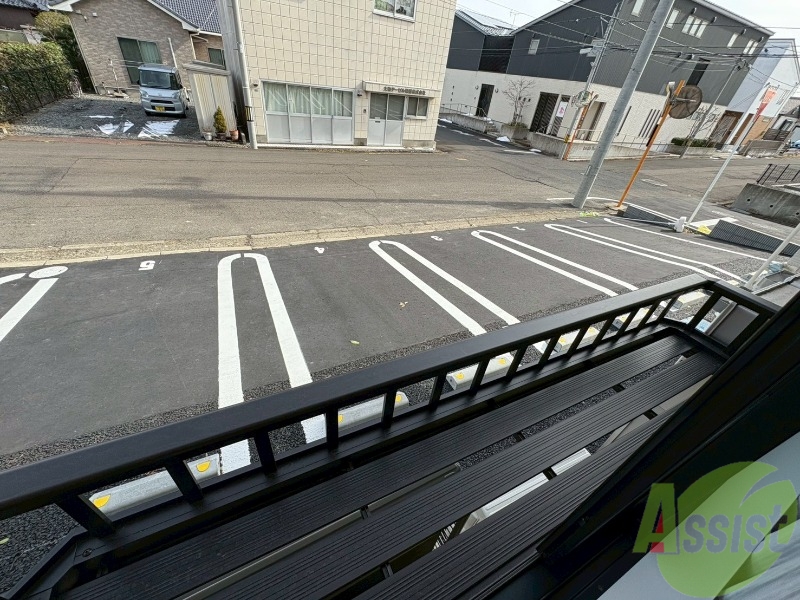 バルコニー　こちらで物干し設置可能でございます。日当たり良好です。