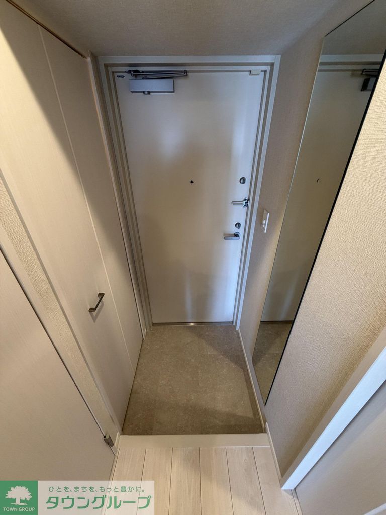 玄関　キッチン