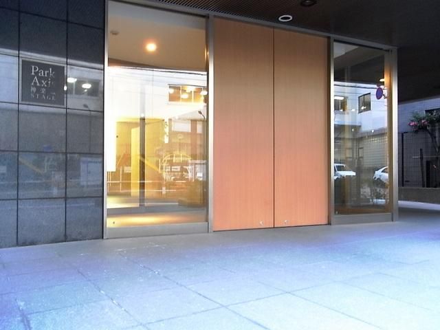 エントランス　オートロック付きのエントランス