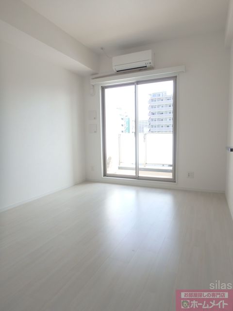 居室・リビング　同物件別タイプ