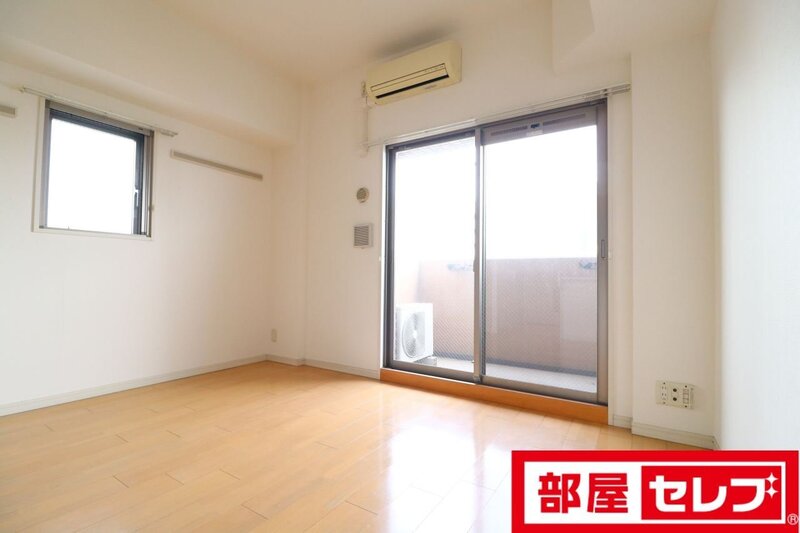 居室・リビング　洋間です