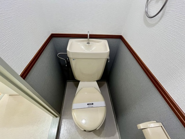 トイレ　トイレ