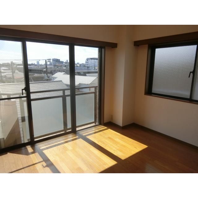 居室・リビング　LINEでのお問い合わせもお待ちしております♪