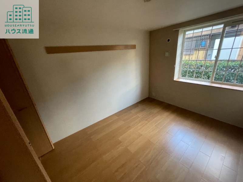 居室・リビング　※別号室の写真になります。