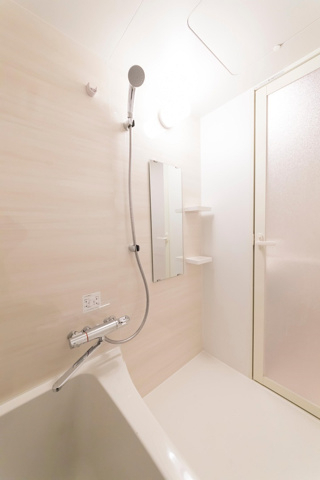 バス・シャワールーム