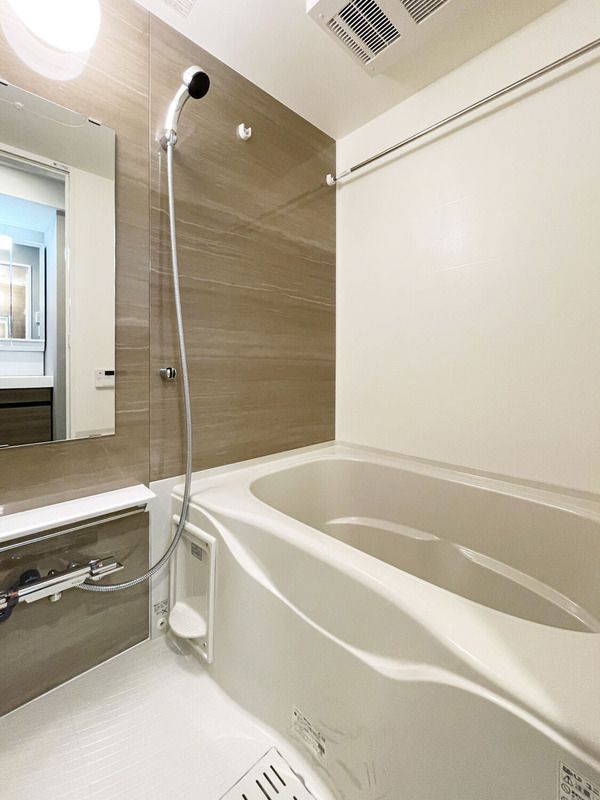 バス・シャワールーム　☆ゆったりくつろげるお風呂☆