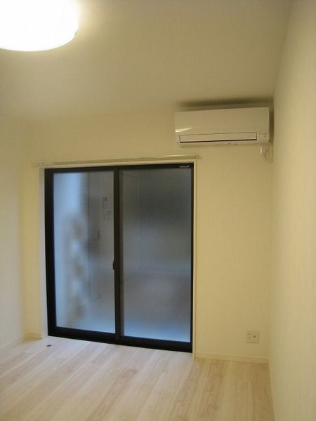 居室・リビング　同メーカー施工例