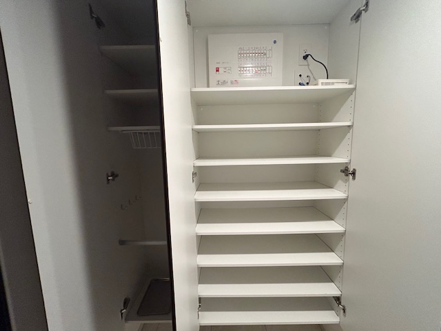 収納　メトライズタワー大阪上本町　収納