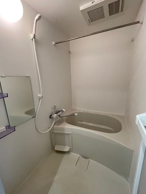 バス・シャワールーム　写真は別のお部屋のものです。