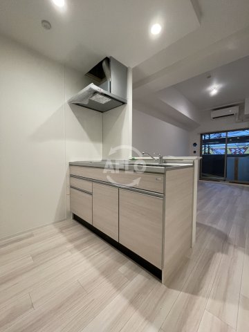 キッチン　セレニテ難波グランデシュッド　キッチン