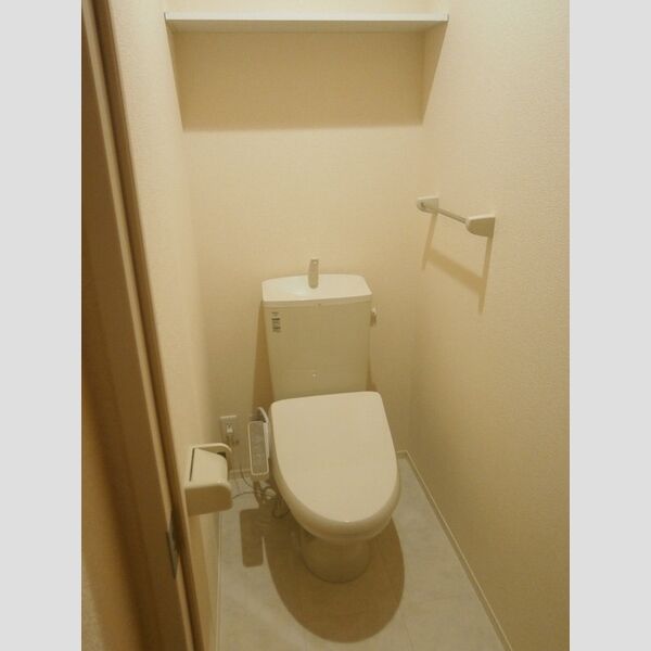 トイレ　温水洗浄暖房便座