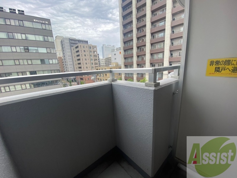 バルコニー　バルコニーです。洗濯物を干したり一息ついたりできますね！