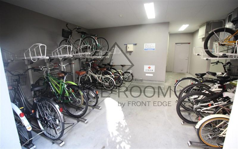 その他共有部分　リーガル京町堀　駐輪所