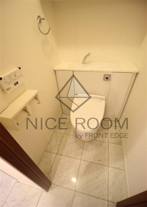 トイレ　リーガル京町堀　トイレ