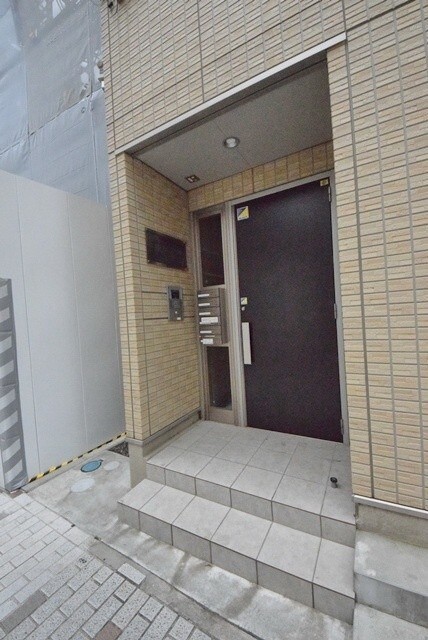 エントランス　オートロック付きです