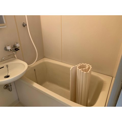 バス・シャワールーム　お風呂で日々の疲れを落としましょう