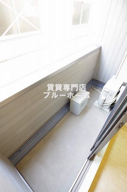 バルコニー　南西向きバルコニー！