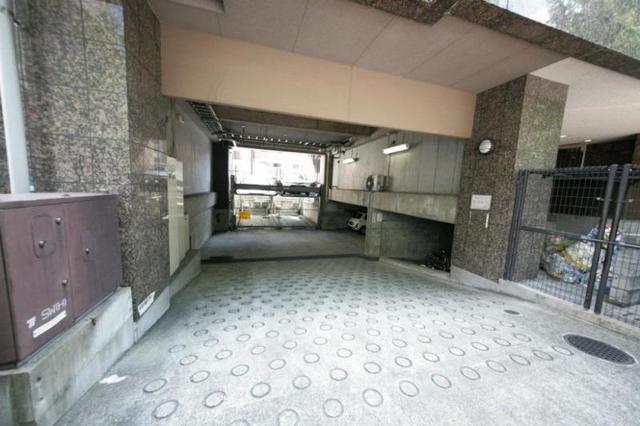 駐車場　共用部