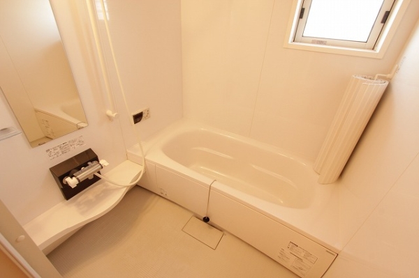 バス・シャワールーム　ゆったり一坪風呂