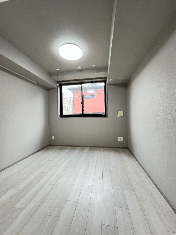 居室・リビング　参考写真（同物件別部屋）