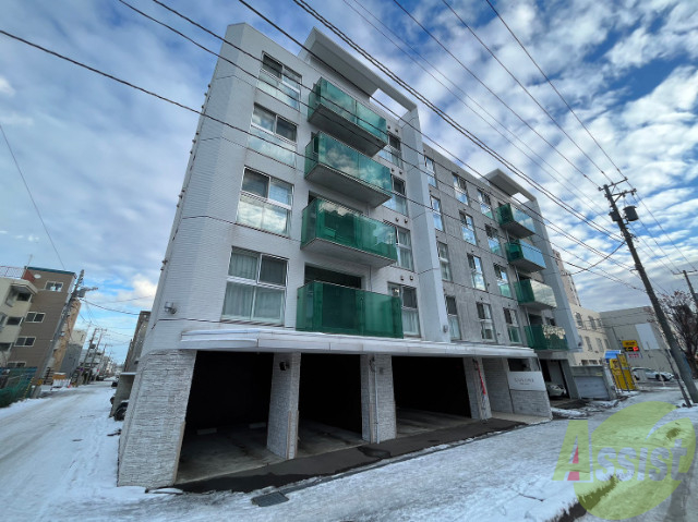 建物外観　札幌市北区北３２条西「コローレＮ３２ウエスト」
