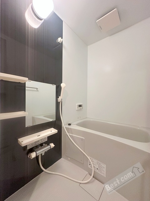 バス・シャワールーム　追い焚き付で寒い日も温まります♪