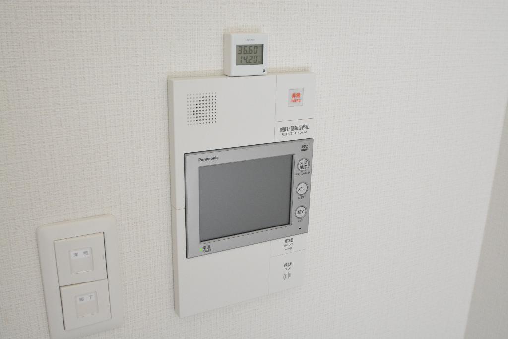 セキュリティ　カメラ付インターホン