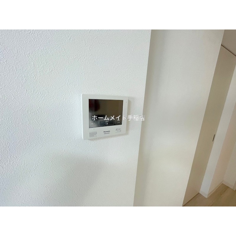 セキュリティ　モニター付きインターホン♪