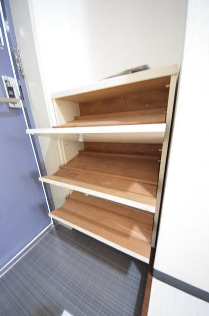 玄関　☆たくさん入る靴箱！☆