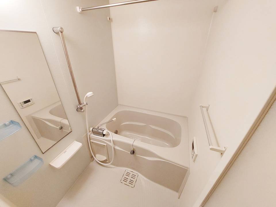 バス・シャワールーム　浴室