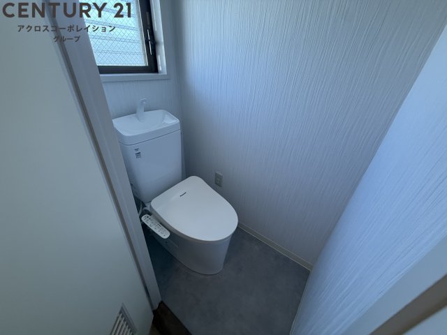 トイレ　ウォシュレット付きのトイレです♪